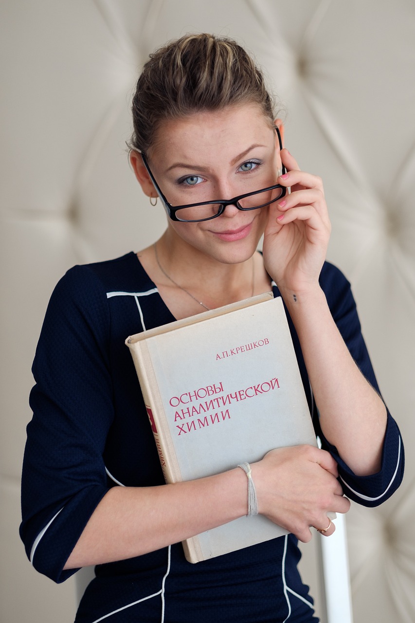 studies-a-chemistry-textbook-the-teacher-2166061 studies, a chemistry textbook, the teacher-2166061.jpg